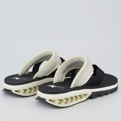 Chinelo Kenner Rakka Anitta Preto