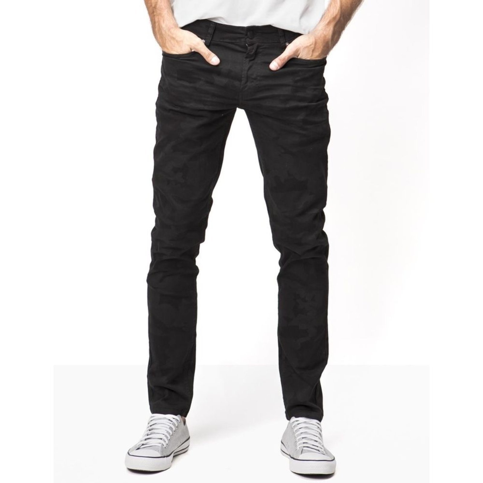 calça jeans masculina cinza