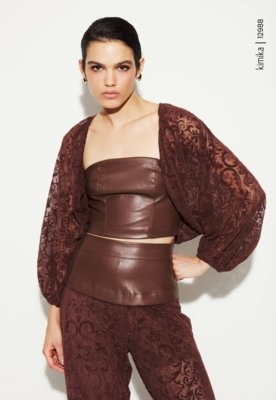 Conjunto de Calça e Cropped  de Renda e Couro Marrom