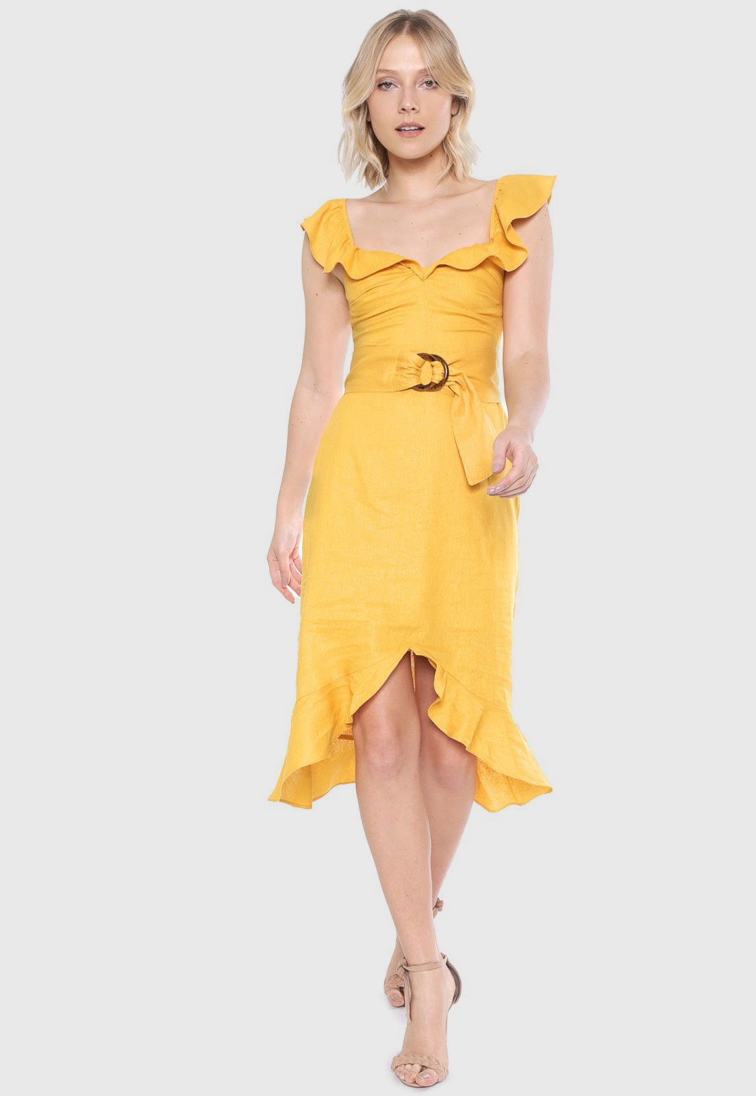 vestido de linho amarelo