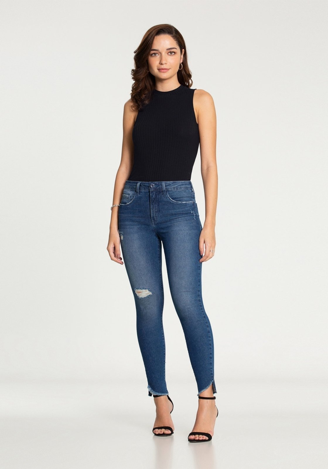 Calça Jeans Skinny Cropped Chapa Barriga