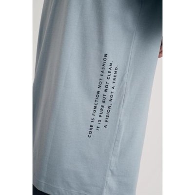 Camiseta Regular Core Azul Nublado
