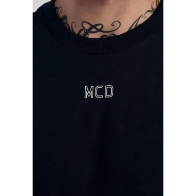 Camiseta Regular Costas Pipa Invertida Preto
