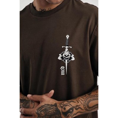 Camiseta Regular Lateral Adaga Rosa Marrom Expresso