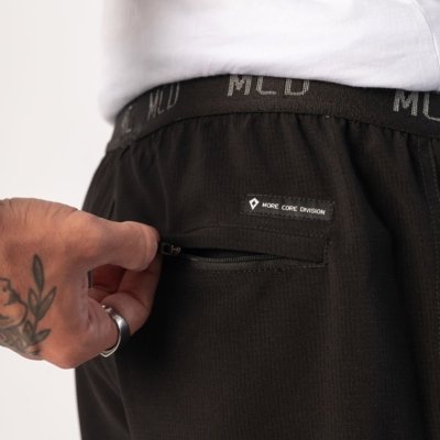 Shorts Com Elástico MCD