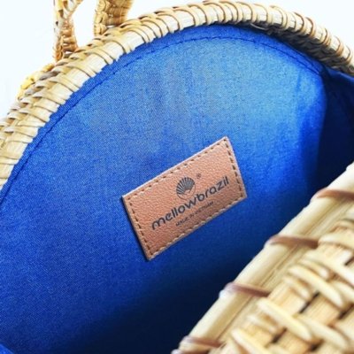 BOLSA DE PRAIA DE RATTAN ESTRUTURADA COM FORRO - BALI - Azul - MELLOW BRAZIL