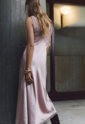 Vestido Feminino Mango Lark Detalhe em Renda Rosa