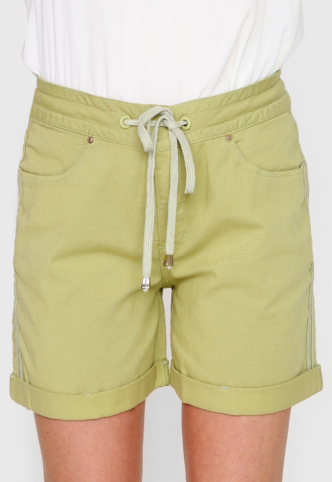 short-sarja-maria-valentina-liso-verde-compre-agora-dafiti-brasil