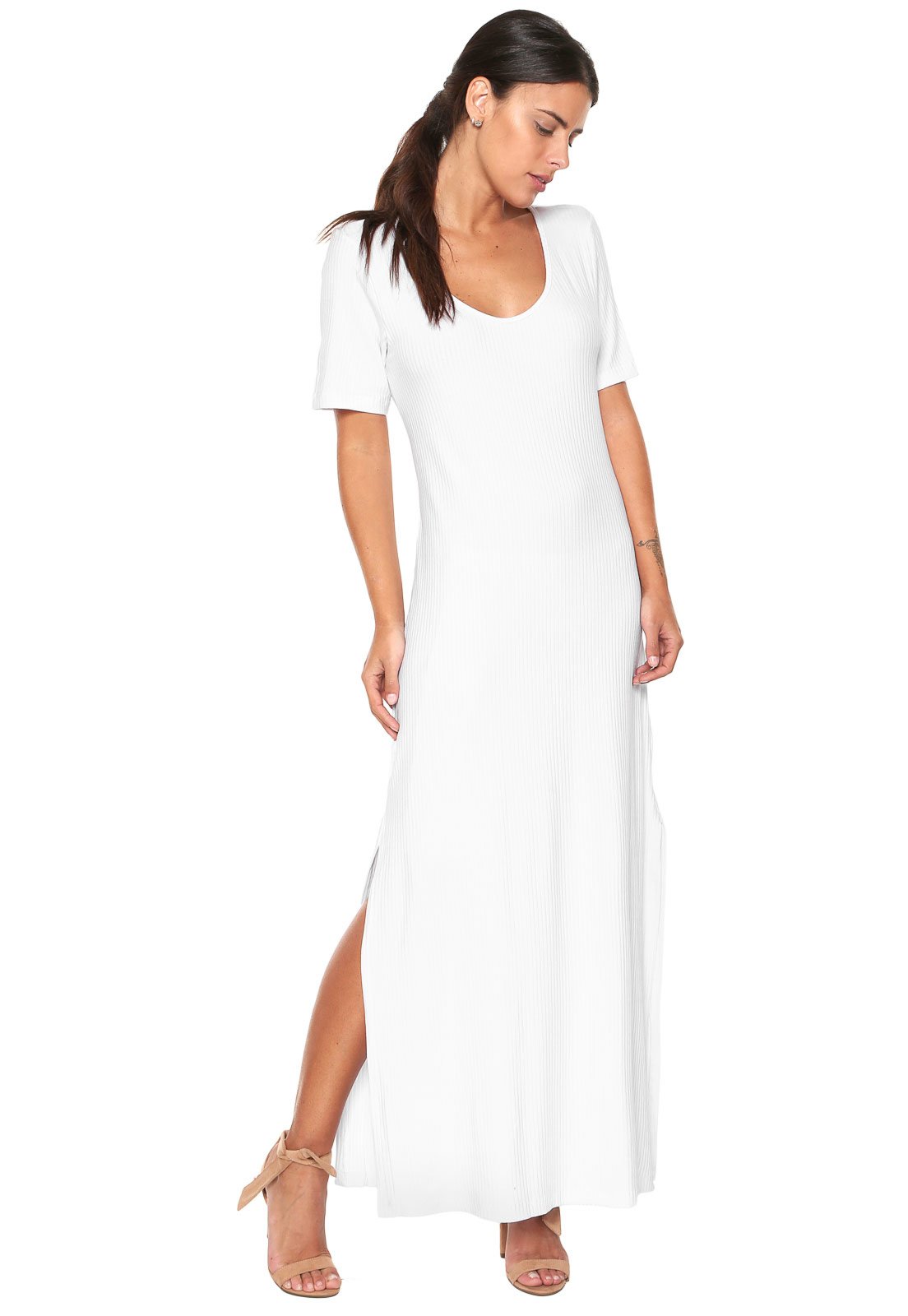 vestido branco canelado