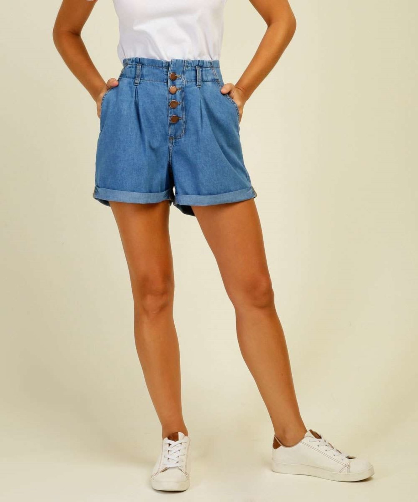 Short Jeans Feminino Clochard Cintura Alta Marisa - Compre Agora