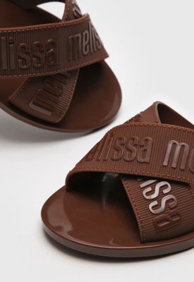 Rasteira Melissa Tiras Cruzadas Marrom