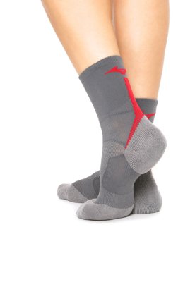 Meia Mizuno Cano Médio Endura Trail Cinza é boa?