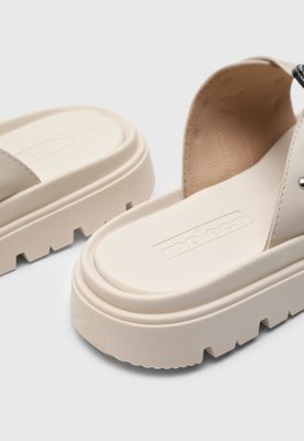 Rasteira Feminina Moleca Fivela e Tachas Off-White