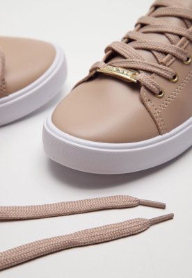 Tênis Moleca Liso Nude