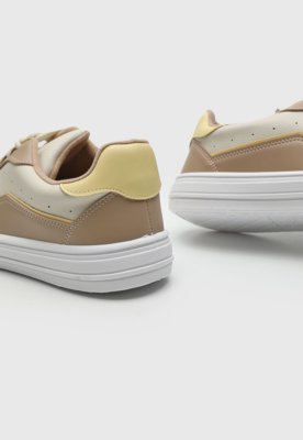 Tênis Moleca Recortes Off-White