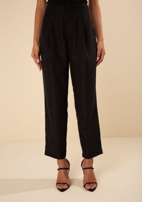 Calça Morena Rosa Cenoura Alta Preto