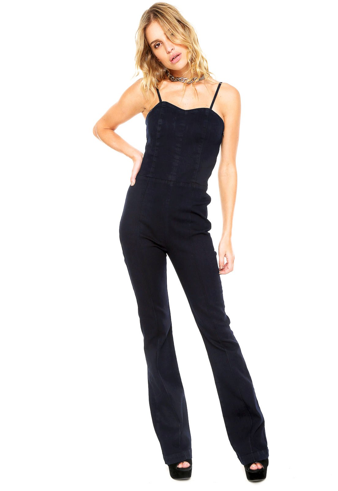 macacão jeans morena rosa