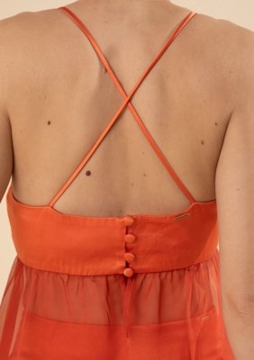 Regata Morena Rosa Solta Decote Quadrado Alongada Laranja