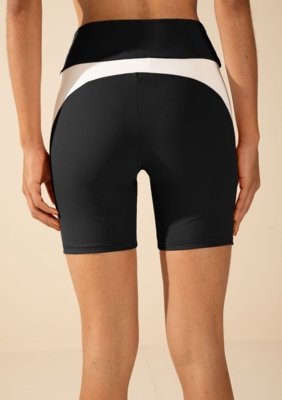 Shorts Morena Rosa Ajustado Alta Preto