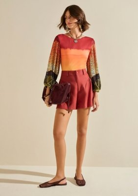 Shorts Morena Rosa Amplo Alta Bordô