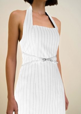 Vestido Morena Rosa Curto Decote Reto Com Cinto Cinza