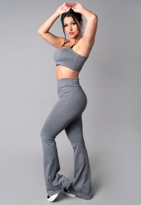 Conjunto MVB Modas Calça Flare Feminina e Top Faixa com Alça Suplex Liso Cinza