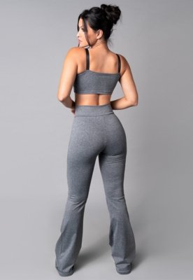 Conjunto MVB Modas Calça Flare Feminina e Top Faixa com Alça Suplex Liso Cinza