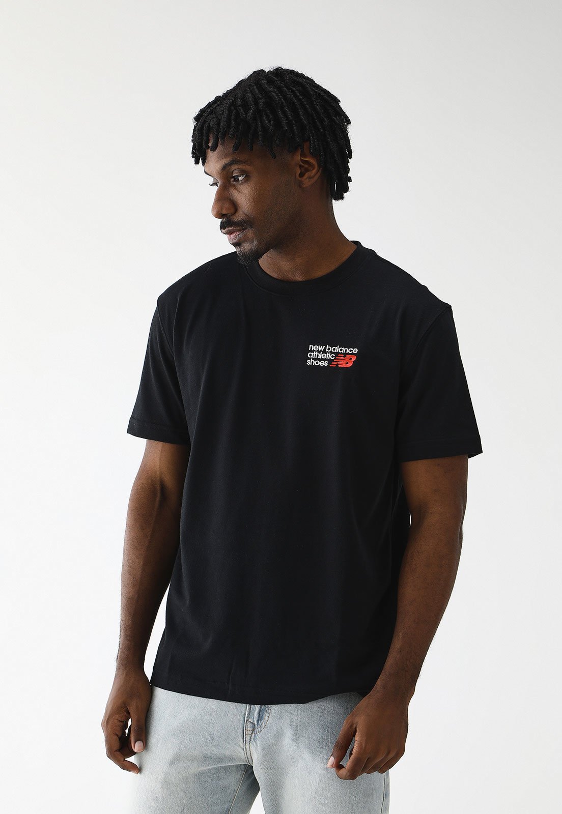 Camiseta New Balance Reta Logo Preta