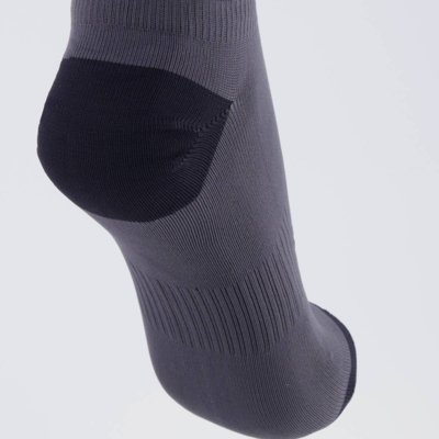 Meia New Balance Cano Invisível Performance Cinza e Preta