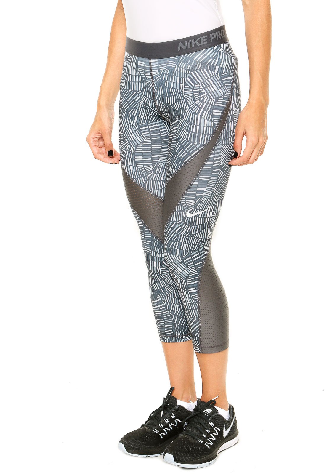 nike pro women's crop leggings