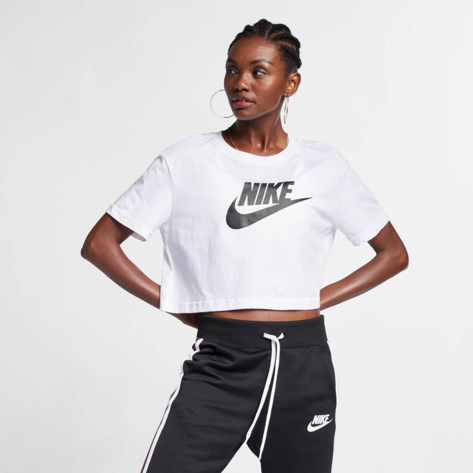 Camiseta Cropped Nike Sportswear Essential Branco - Compre Agora