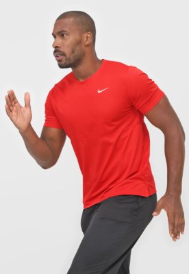 Camiseta Nike Breathe Run To Vermelha Menor preço em Camiseta Nike Breathe Run To Vermelha