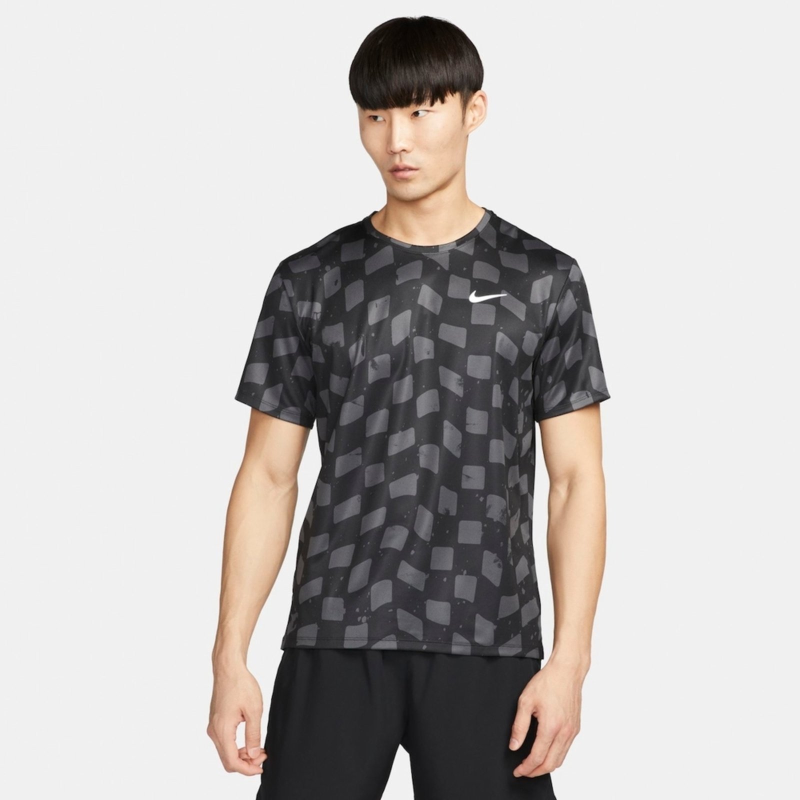 Camiseta Nike Dri-FIT Miler Masculina - Nike