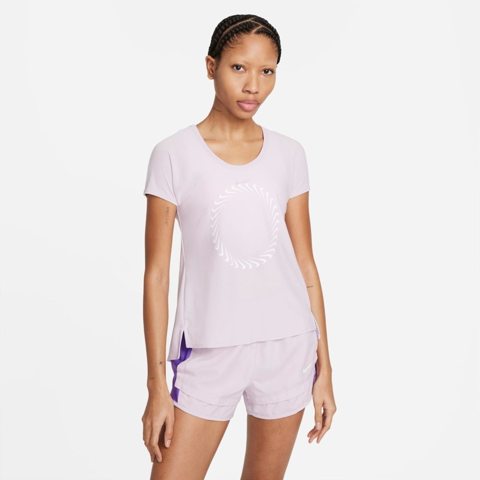 Camiseta Nike Icon Clash Miler Feminina - Compre Agora