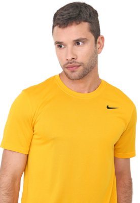 camiseta amarela nike