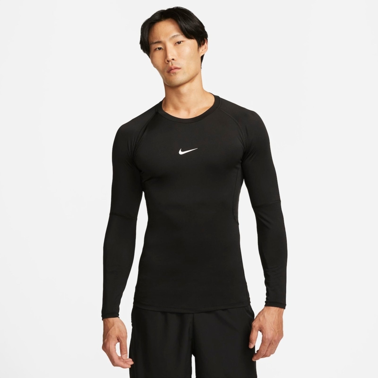 Nike pro store tee shirt