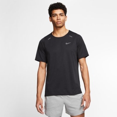 Nike rise 365 sales running top