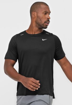 Camiseta nike fashion rise 365