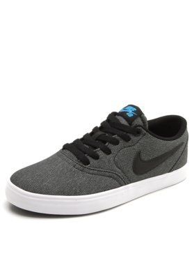 famous footwear nike sb