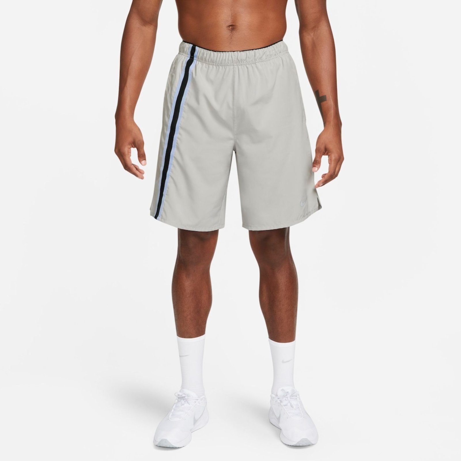 Shorts Nike Dri-FIT Challenger - Masculino