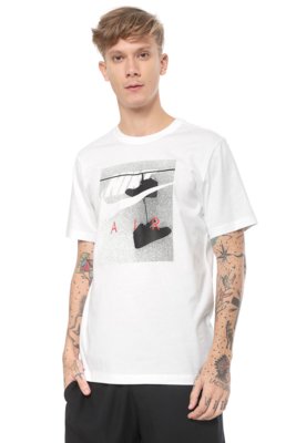 Camiseta Nike Sportswear Pw Branca Menor preço em Camiseta Nike Sportswear Pw Branca