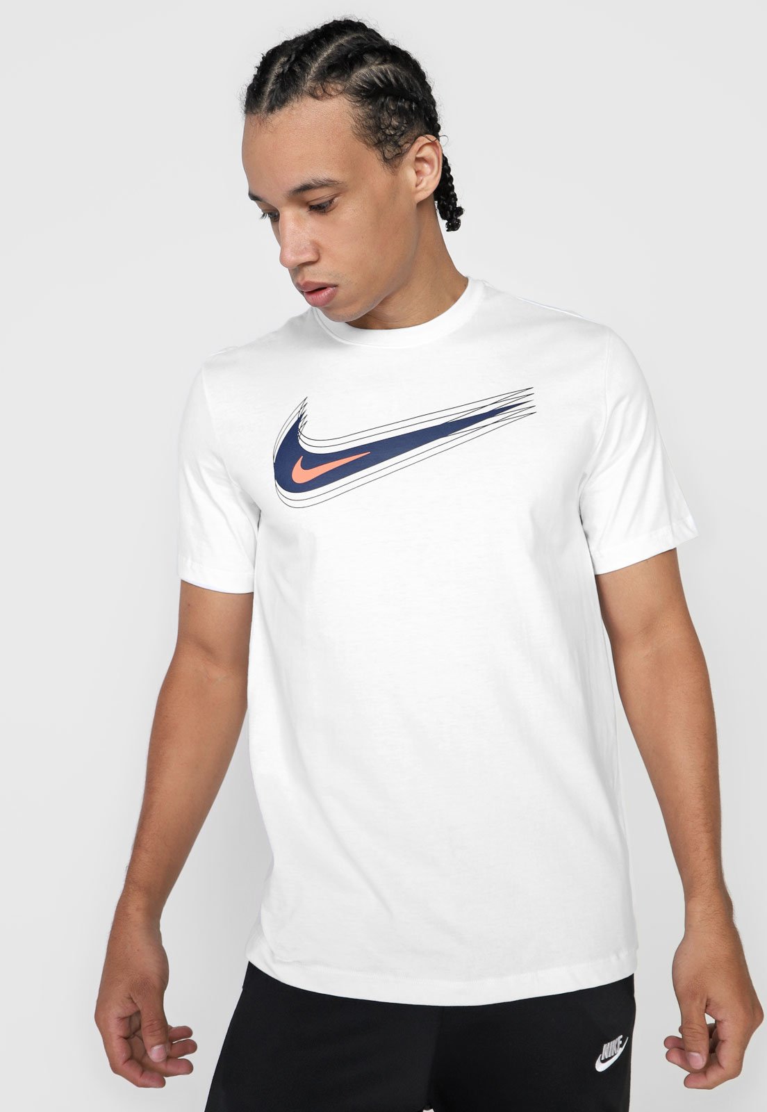 https://static.dafiti.com.br/p/Nike-Sportswear-Camiseta-Nike-Sportswear-Swoosh-12-Branca-0660-3497328-1-zoom.jpg