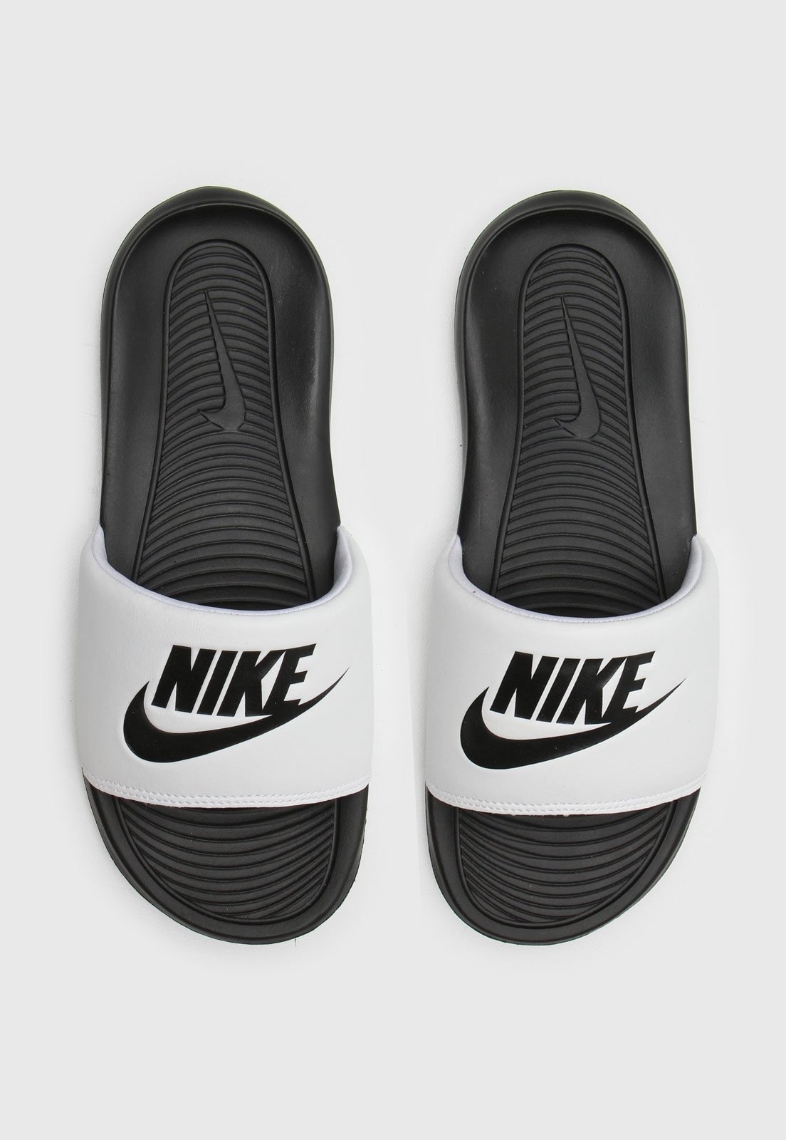 chinelo da nike branco e preto