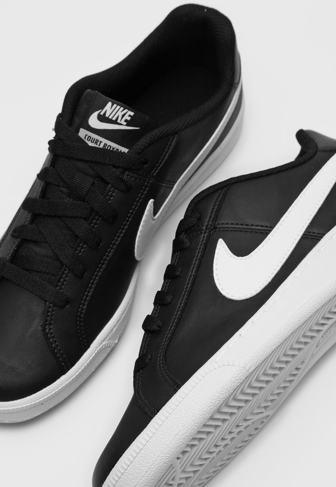 nike sportswear court royale premium day