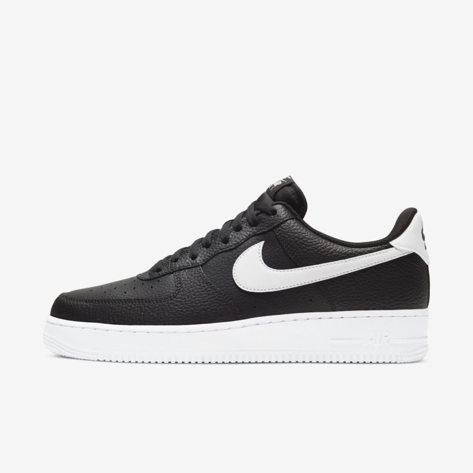 Tênis Nike Air Force 1 '07 Masculino