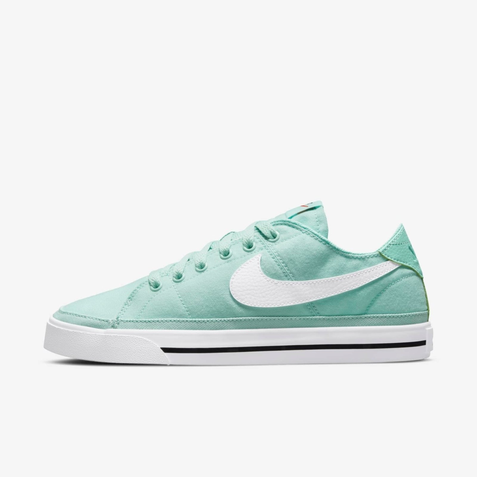 nike canvas womens