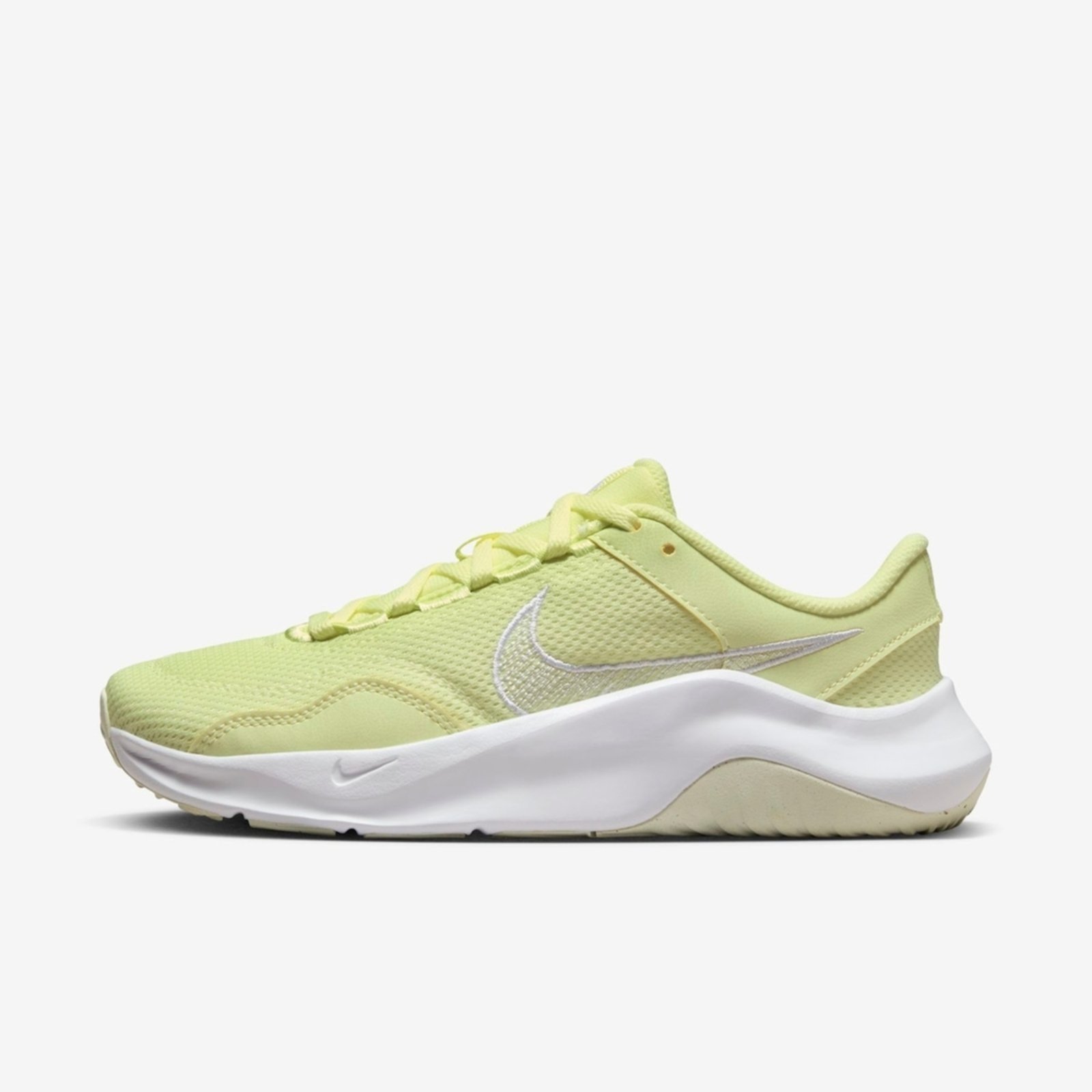 Tênis Nike Legend Essential 3 Next Nature Feminino - Compre