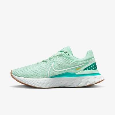 Nike free train flyknit hot sale 3