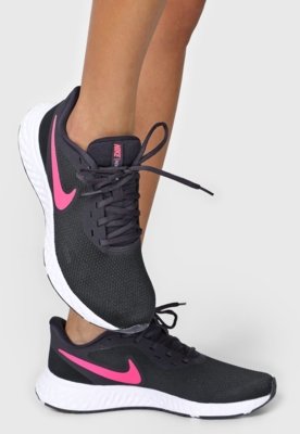 Tenis fashion preto e rosa nike