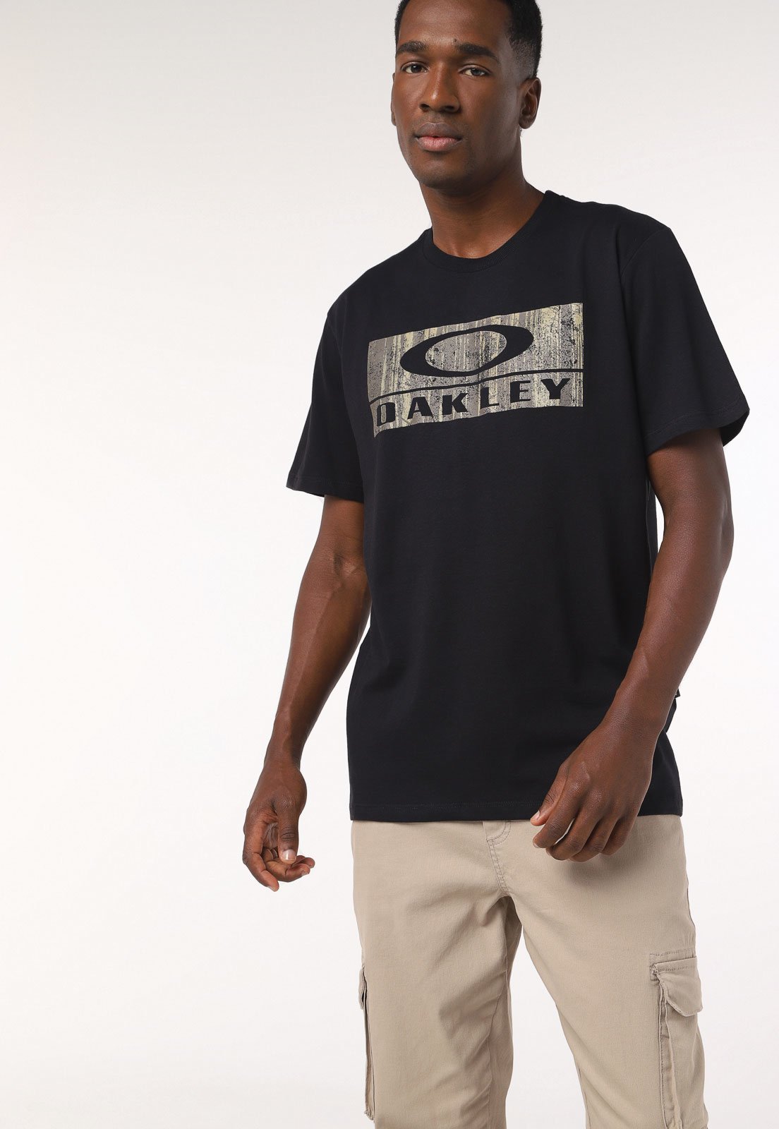 Camiseta Oakley Back To Skull Preta - Faz a Boa!